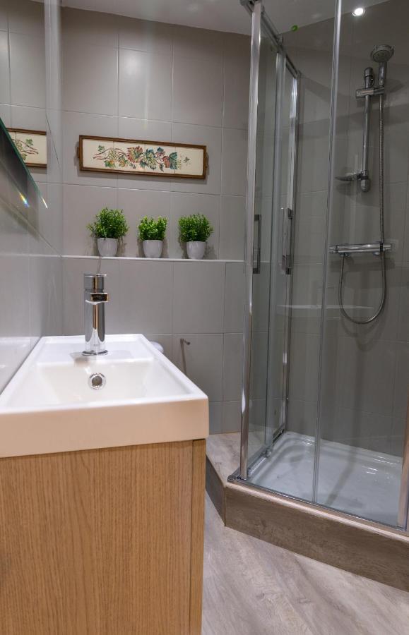 Bilbao Plaza Campuzano de Bilbao Suites, elegante y céntrico Esterno foto
